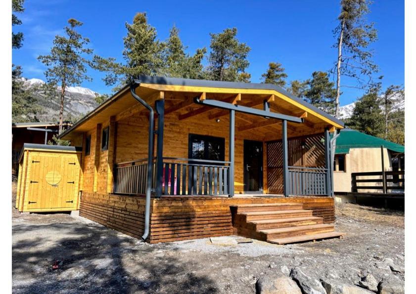Hotel Parc Résidentiel de Loisir : Le Loup Blanc du Riou Barcelonnette Esterno foto